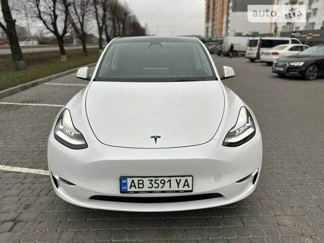 Белый Тесла Model Y, объемом двигателя 0 л и пробегом 41 тыс. км за 34999 $, фото 5 на Automoto.ua