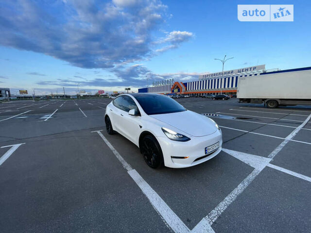 Белый Тесла Model Y, объемом двигателя 0 л и пробегом 97 тыс. км за 34500 $, фото 12 на Automoto.ua