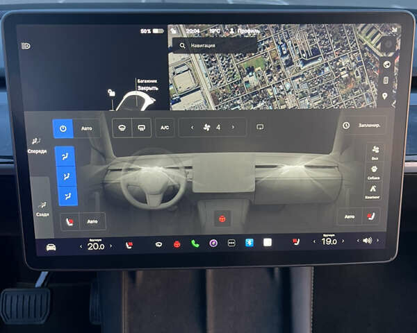 Белый Тесла Model Y, объемом двигателя 0 л и пробегом 76 тыс. км за 23400 $, фото 37 на Automoto.ua