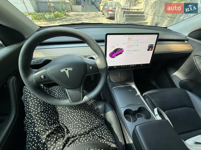 Белый Тесла Model Y, объемом двигателя 0 л и пробегом 72 тыс. км за 23999 $, фото 13 на Automoto.ua