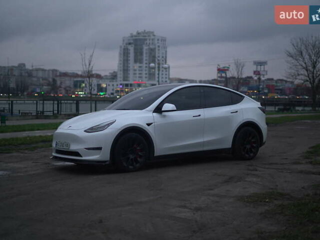 Білий Тесла Model Y, об'ємом двигуна 0 л та пробігом 66 тис. км за 23500 $, фото 22 на Automoto.ua