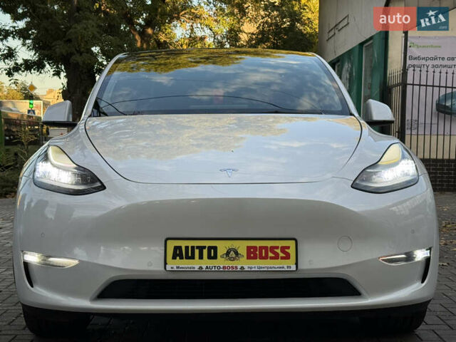 Тесла Model Y 2021 в Николаеве на Automoto.ua Белый Тесла Model Y, объемом двигателя 0 л и пробегом 80 тыс. км за 24999 $, фото 10 на Automoto.ua