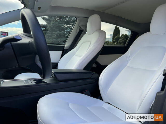 Белый Тесла Model Y, объемом двигателя 82 л и пробегом 78 тыс. км за 26900 $, фото 14 на Automoto.ua