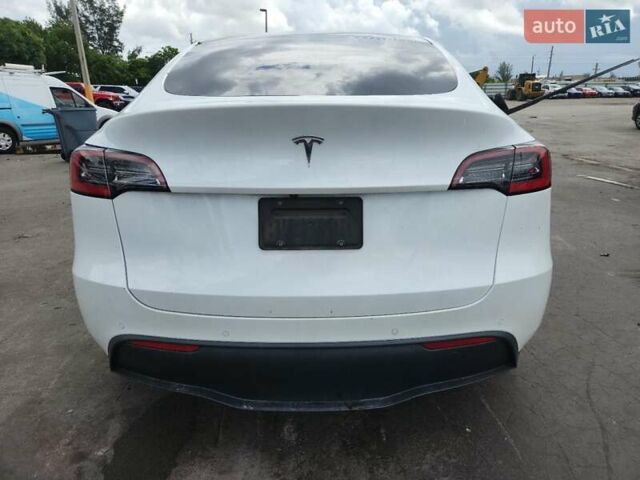 Білий Тесла Model Y, об'ємом двигуна 0 л та пробігом 104 тис. км за 10800 $, фото 5 на Automoto.ua