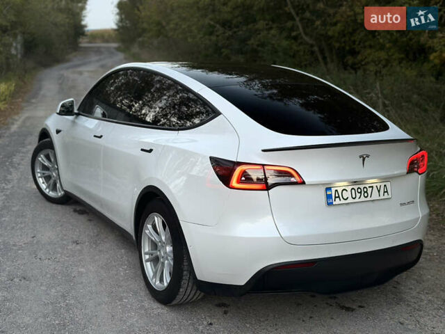 Белый Тесла Model Y, объемом двигателя 0 л и пробегом 57 тыс. км за 30000 $, фото 7 на Automoto.ua