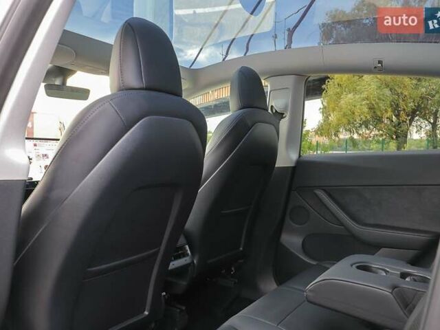 Білий Тесла Model Y, об'ємом двигуна 0 л та пробігом 9 тис. км за 53900 $, фото 9 на Automoto.ua