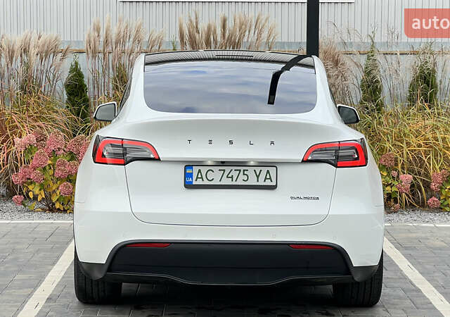 Тесла Model Y 2021 в Луцке на Automoto.ua Белый Тесла Model Y, объемом двигателя 0 л и пробегом 69 тыс. км за 22400 $, фото 5 на Automoto.ua