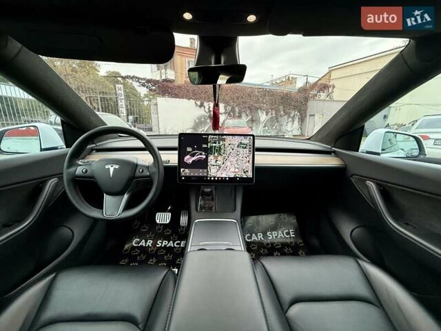 Белый Тесла Model Y, объемом двигателя 0 л и пробегом 88 тыс. км за 26999 $, фото 16 на Automoto.ua