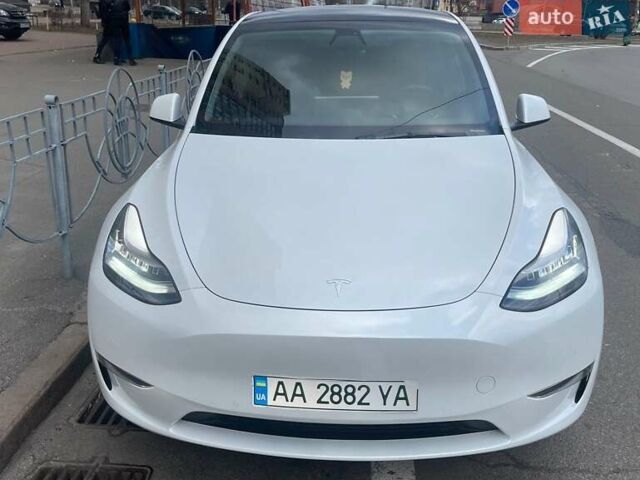 Білий Тесла Model Y, об'ємом двигуна 0 л та пробігом 29 тис. км за 54500 $, фото 1 на Automoto.ua