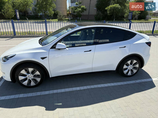Белый Тесла Model Y, объемом двигателя 0 л и пробегом 110 тыс. км за 27750 $, фото 54 на Automoto.ua