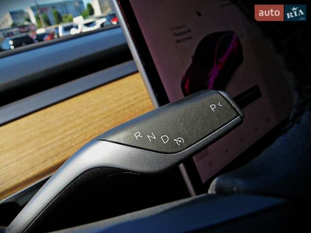 Білий Тесла Model Y, об'ємом двигуна 0 л та пробігом 67 тис. км за 25500 $, фото 11 на Automoto.ua