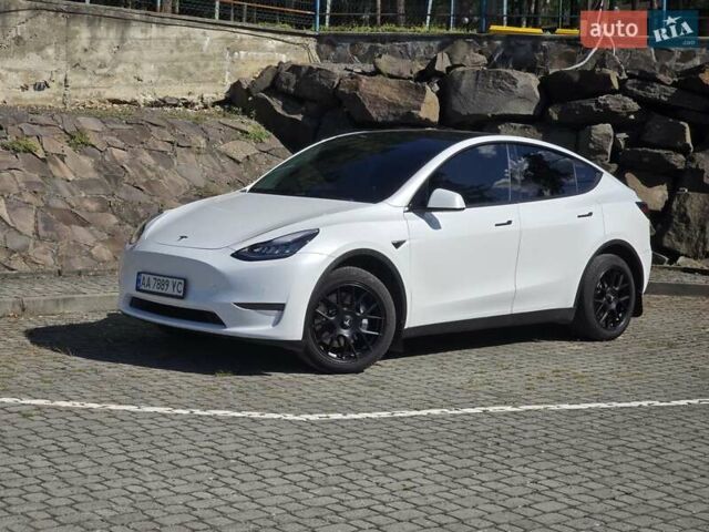 Белый Тесла Model Y, объемом двигателя 0 л и пробегом 109 тыс. км за 22000 $, фото 6 на Automoto.ua