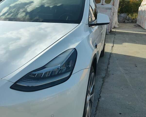 Тесла Model Y 2021 в Бориславе на Automoto.ua Белый Тесла Model Y, объемом двигателя 0 л и пробегом 87 тыс. км за 22200 $, фото 4 на Automoto.ua