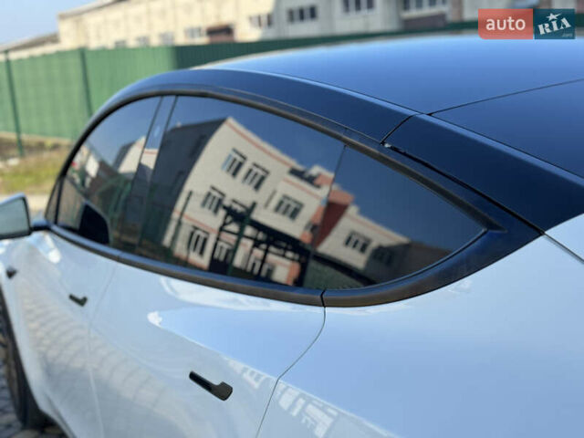 Белый Тесла Model Y, объемом двигателя 0 л и пробегом 24 тыс. км за 47000 $, фото 8 на Automoto.ua
