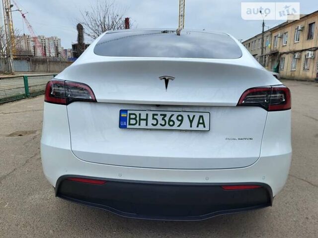 Белый Тесла Model Y, объемом двигателя 0 л и пробегом 76 тыс. км за 32800 $, фото 14 на Automoto.ua