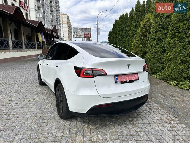 Белый Тесла Model Y, объемом двигателя 0 л и пробегом 80 тыс. км за 22300 $, фото 5 на Automoto.ua