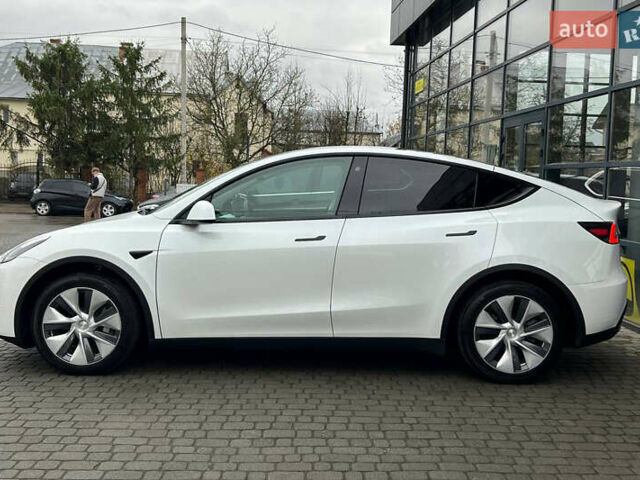 Білий Тесла Model Y, об'ємом двигуна 0 л та пробігом 60 тис. км за 24800 $, фото 3 на Automoto.ua