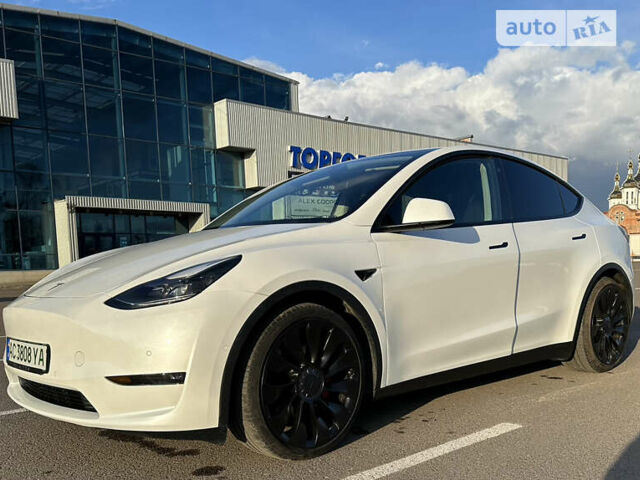 Білий Тесла Model Y, об'ємом двигуна 0 л та пробігом 37 тис. км за 33999 $, фото 1 на Automoto.ua