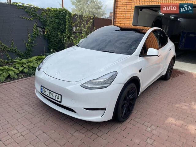 Белый Тесла Model Y, объемом двигателя 0 л и пробегом 45 тыс. км за 24000 $, фото 3 на Automoto.ua