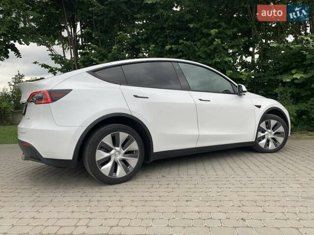 Белый Тесла Model Y, объемом двигателя 0 л и пробегом 40 тыс. км за 28600 $, фото 8 на Automoto.ua