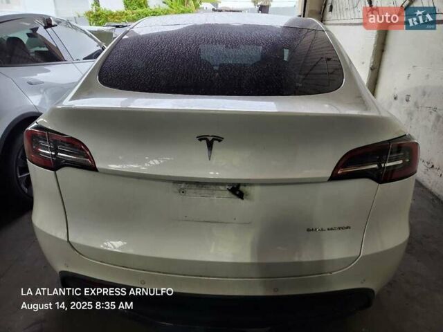 Білий Тесла Model Y, об'ємом двигуна 0 л та пробігом 84 тис. км за 15800 $, фото 13 на Automoto.ua