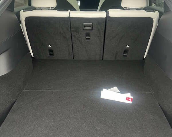 Белый Тесла Model Y, объемом двигателя 0 л и пробегом 28 тыс. км за 26500 $, фото 8 на Automoto.ua