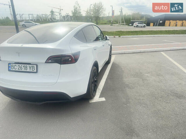 Белый Тесла Model Y, объемом двигателя 0 л и пробегом 47 тыс. км за 34200 $, фото 6 на Automoto.ua