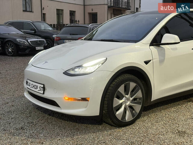 Белый Тесла Model Y, объемом двигателя 0 л и пробегом 128 тыс. км за 22600 $, фото 2 на Automoto.ua