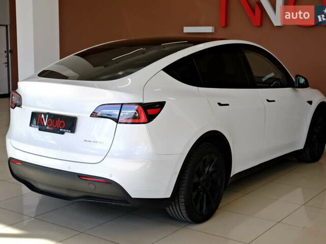 Белый Тесла Model Y, объемом двигателя 0 л и пробегом 19 тыс. км за 28900 $, фото 22 на Automoto.ua