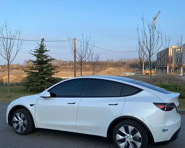 Белый Тесла Model Y, объемом двигателя 0 л и пробегом 70 тыс. км за 26750 $, фото 14 на Automoto.ua