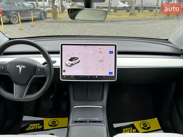 Білий Тесла Model Y, об'ємом двигуна 0 л та пробігом 88 тис. км за 26800 $, фото 13 на Automoto.ua