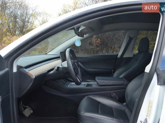 Тесла Model Y 2021 у Самборе на Automoto.ua Білий Тесла Model Y, об'ємом двигуна 0 л та пробігом 152 тис. км за 21000 $, фото 12 на Automoto.ua