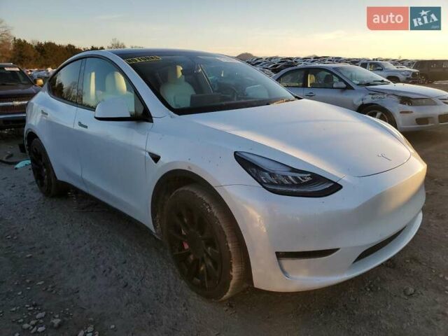 Белый Тесла Model Y, объемом двигателя 0 л и пробегом 82 тыс. км за 13500 $, фото 3 на Automoto.ua