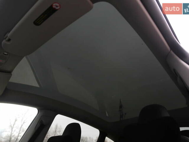 Белый Тесла Model Y, объемом двигателя 0 л и пробегом 121 тыс. км за 21900 $, фото 21 на Automoto.ua