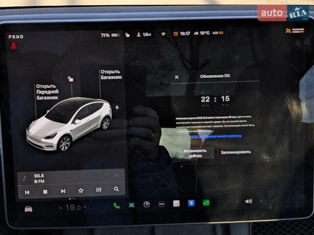 Білий Тесла Model Y, об'ємом двигуна 0 л та пробігом 101 тис. км за 23899 $, фото 29 на Automoto.ua