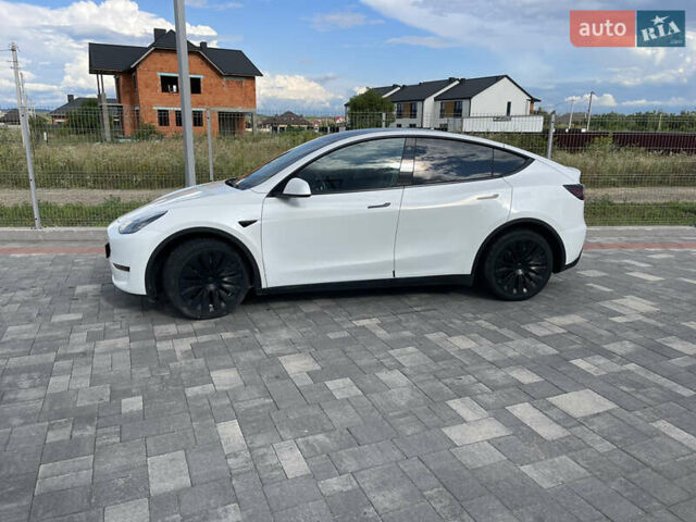 Белый Тесла Model Y, объемом двигателя 0 л и пробегом 49 тыс. км за 27500 $, фото 6 на Automoto.ua