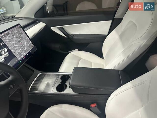 Білий Тесла Model Y, об'ємом двигуна 0 л та пробігом 91 тис. км за 19200 $, фото 15 на Automoto.ua