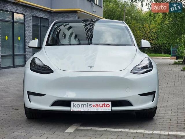 Белый Тесла Model Y, объемом двигателя 0 л и пробегом 98 тыс. км за 26499 $, фото 2 на Automoto.ua