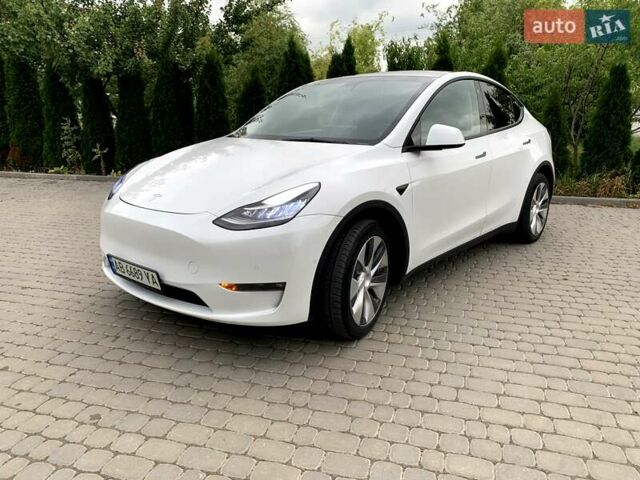 Белый Тесла Model Y, объемом двигателя 0 л и пробегом 40 тыс. км за 28600 $, фото 2 на Automoto.ua