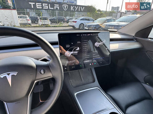 Белый Тесла Model Y, объемом двигателя 0 л и пробегом 79 тыс. км за 22900 $, фото 7 на Automoto.ua