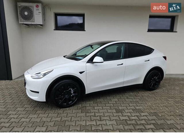 Белый Тесла Model Y, объемом двигателя 0 л и пробегом 212 тыс. км за 17100 $, фото 10 на Automoto.ua