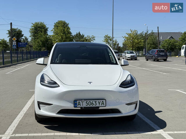 Белый Тесла Model Y, объемом двигателя 0 л и пробегом 108 тыс. км за 30550 $, фото 2 на Automoto.ua