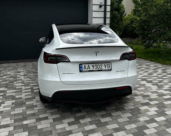 Белый Тесла Model Y, объемом двигателя 0 л и пробегом 65 тыс. км за 27500 $, фото 11 на Automoto.ua