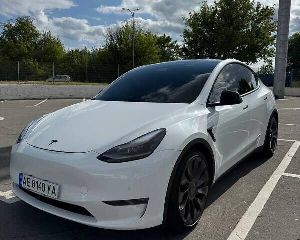 Белый Тесла Model Y, объемом двигателя 0 л и пробегом 87 тыс. км за 26999 $, фото 6 на Automoto.ua