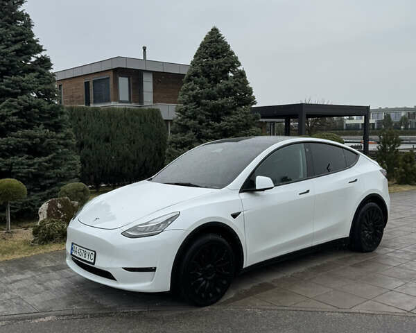 Білий Тесла Model Y, об'ємом двигуна 0 л та пробігом 39 тис. км за 25900 $, фото 1 на Automoto.ua