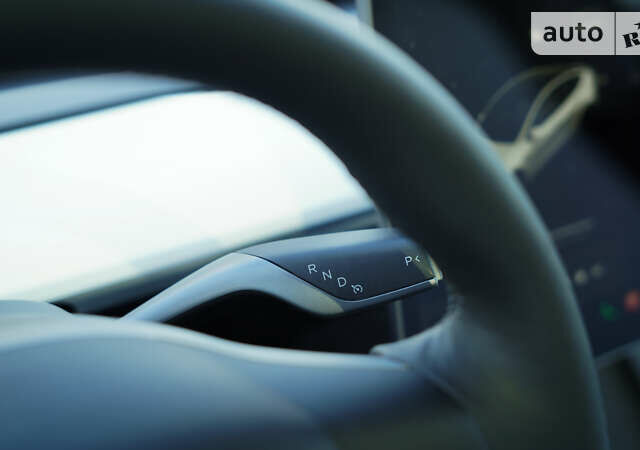 Белый Тесла Model Y, объемом двигателя 0 л и пробегом 30 тыс. км за 26900 $, фото 16 на Automoto.ua