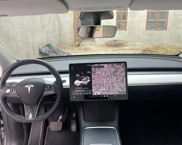 Білий Тесла Model Y, об'ємом двигуна 0 л та пробігом 76 тис. км за 20800 $, фото 8 на Automoto.ua