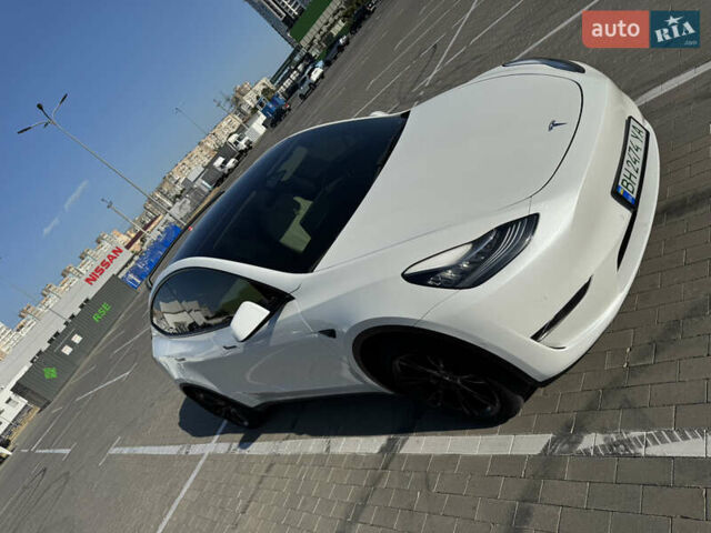 Белый Тесла Model Y, объемом двигателя 0 л и пробегом 155 тыс. км за 20777 $, фото 5 на Automoto.ua