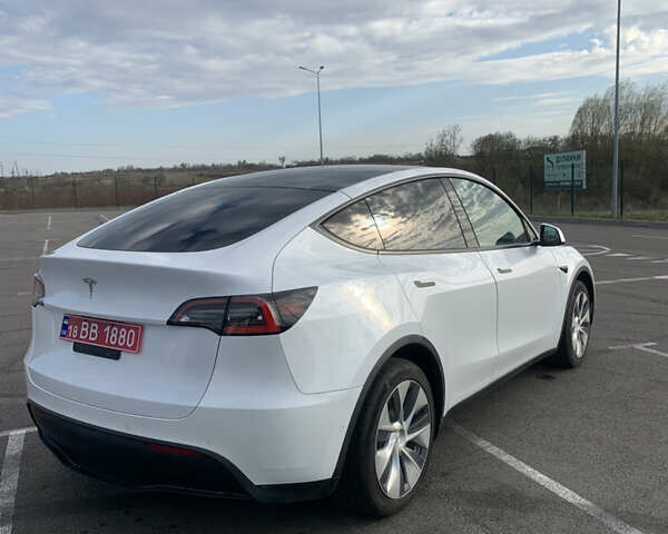 Белый Тесла Model Y, объемом двигателя 0 л и пробегом 83 тыс. км за 19499 $, фото 9 на Automoto.ua