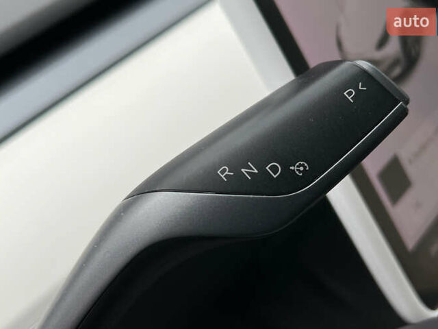 Білий Тесла Model Y, об'ємом двигуна 0 л та пробігом 88 тис. км за 26800 $, фото 11 на Automoto.ua